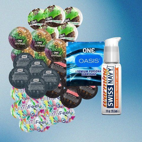 Комплект ONE Ultra Feel &ndash; 5 шт., ONE FlavorWaves - Шоколад та м'ята &ndash; 5 шт., ONE Tattoo Touch Red &ndash; 5 шт., ONE Super Studs &ndash; 5 шт., ONE Extra Strong &ndash; 5 шт., ONE Oasis 3 г &ndash; 5 шт., Swiss Navy Warming (29,5 мл), 25 шт + 5 шт + 1 шт NO6449 фото