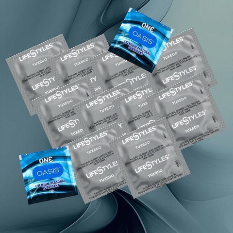 Комплект LifeStyles Tuxedo Black &ndash; 10 шт., ONE Oasis 3 г &ndash; 2 шт, 10 шт + 2 шт NO6516 фото